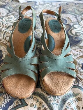 b.o.c. Teal Green Leather Slingback Sandals